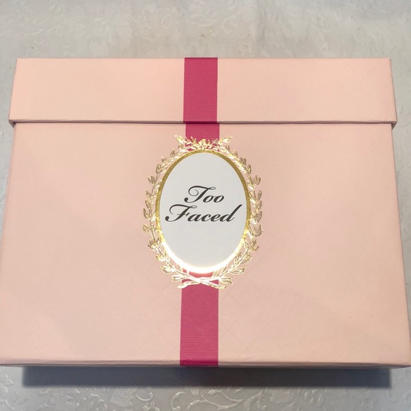 Too Faced La Grand Palais Sephora Exclu. Palette - Picture 2 of 8